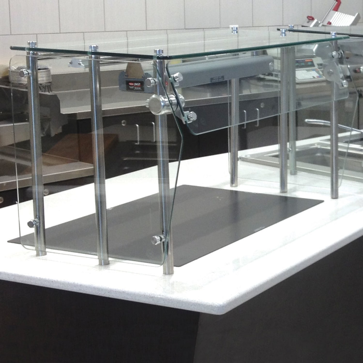 Advance Tabco GSG-18-132 Food Shield - Heat Tempered Glass Top Shelf, Front, Side Panels, 18x132x18, Self-Service, 132"" x 18"" x 18"", Clear