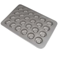 Chicago Metallic Strawberry Shortcake Pan, Makes (24) 3 3/8" Cakes, AMERICOAT Glazed 26 ga A...