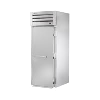 True STG1HRI89-1S Full Height Insulated Mobile Heated Cabinet w/ (1) Rack Capacity, 115/208-230v