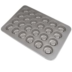Chicago Metallic Strawberry Shortcake Pan, Makes (24) 3 3/8" Cakes, AMER... Replacement Image