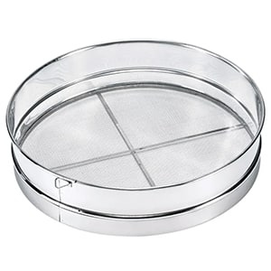 thumbnail image 2 of Thunder Group 10 Oz Dredge With 3 Lids - Fine, Medium & Large Holes, Polycarbonate, Clear (12 Sets) 2 of 13