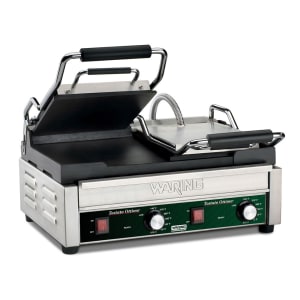 141-WFG300 Double Commercial Panini Press w/ Cast Iron Smooth Plates, 240v/1ph