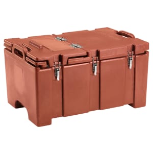 144-100MPCHL402 Camcarriers® Insulated Food Carrier - 40 qt w/ (1) Pan Capacity, Hinged Lid, Red