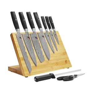 902-34690007 Kaizen II 10 Piece Knife Set w/ Magnetic Bamboo Easel