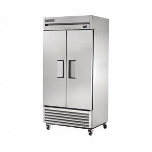 598-T35F 40" Two Section Reach In Freezer, (2) Solid Doors, 115v