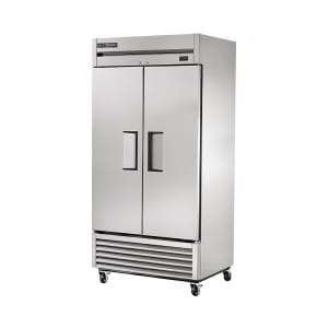 598-TS35F 39" Two Section Reach In Freezer, (2) Solid Doors, 115v