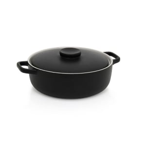 872-DBO139BKC20 74 oz Round Kiln® Baking Dish w/ Lid - Porcelain, Black