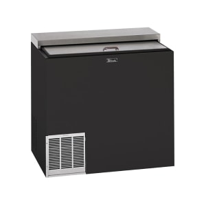 199-BC36RT3 36" Forced Air Bottle Cooler - Holds (117) 12 oz Bottles, Lid Locks, Black, 120v