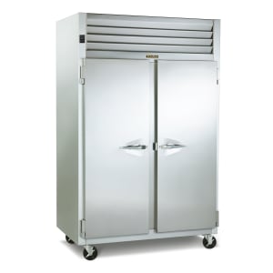 206-G20012 52" Two Section Reach In Refrigerator, (2) Right Hinge Solid Doors, 115v