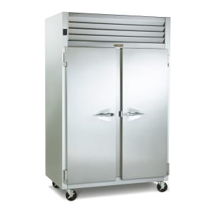 206-G20013 52" Two Section Reach In Refrigerator, (2) Left Hinge Solid Doors, 115v