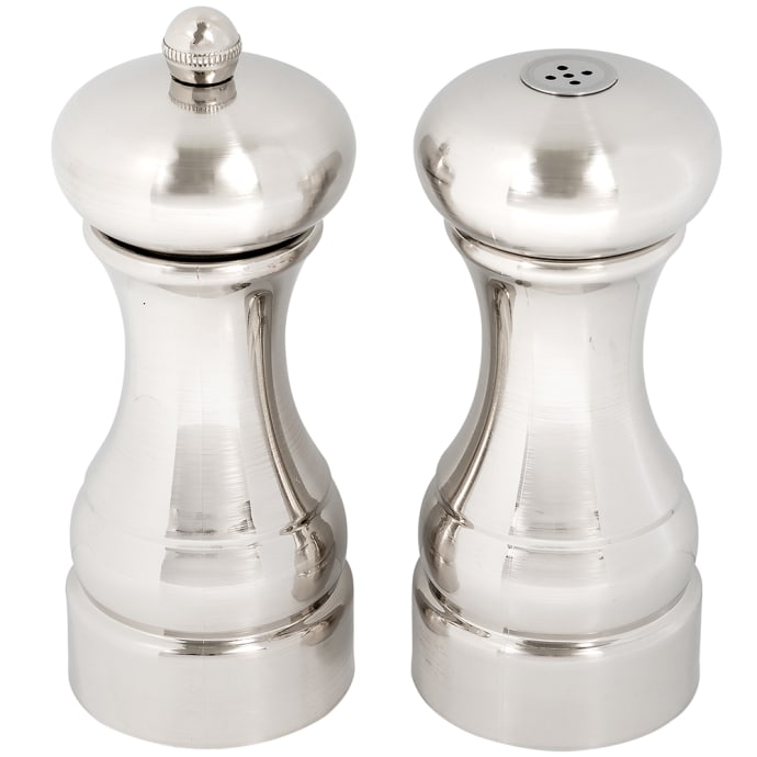 salt shaker pepper mill
