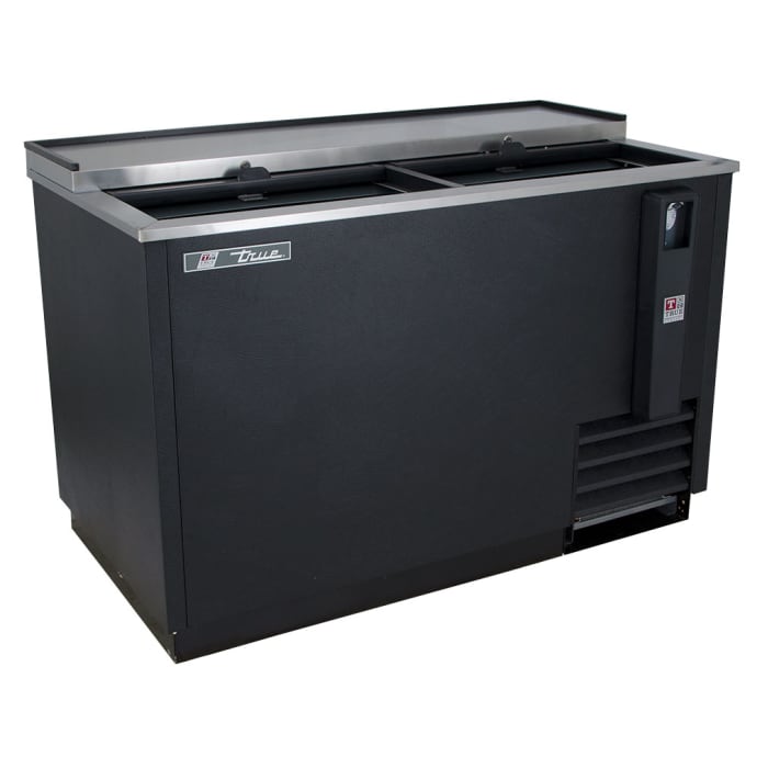 True Td 50 18 50 Forced Air Bottle Cooler Holds 396 12 Oz Bottles Lid Locks True Td 50 18 50 Forced Air Bottle Cooler Holds 396 12 Oz Bottles Lid Locks
