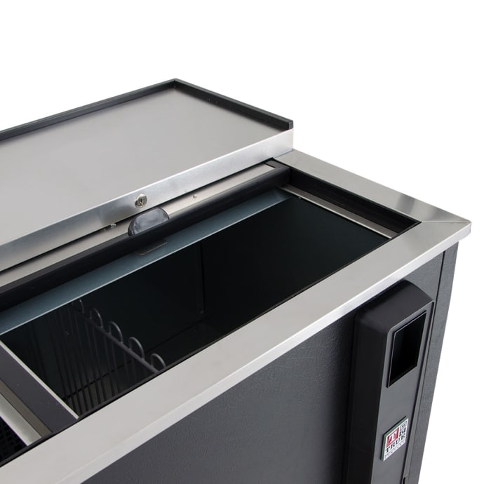 True Td 50 18 50 Forced Air Bottle Cooler Holds 396 12 Oz Bottles Lid Locks True Td 50 18 50 Forced Air Bottle Cooler Holds 396 12 Oz Bottles Lid Locks