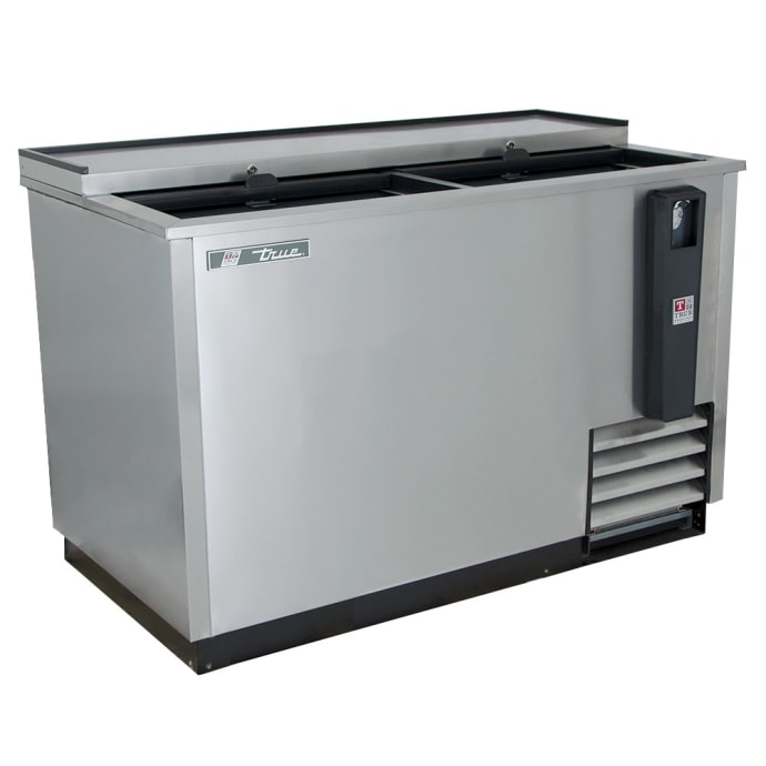 True Td 50 18 S 50 Forced Air Bottle Cooler Holds 396 12 Oz Bottles Lid True Td 50 18 S 50 Forced Air Bottle Cooler Holds 396 12 Oz Bottles Lid