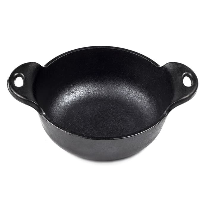 Lodge HMSB 5 Round Cast Iron Mini Server w/ 12 oz Capacity