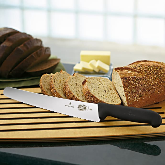 Victorinox 5.2933.26 Serrated Bread Knife w/ 10 1/4