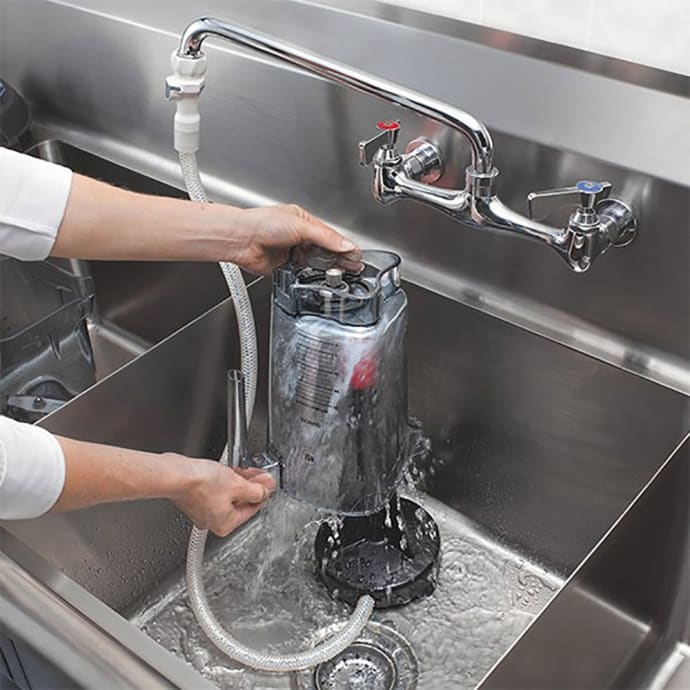 Vitamix Commercial Blender Container Rinser 64 ounce Blender