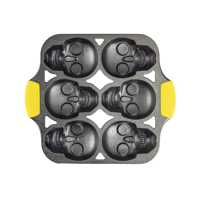 Lodge 6 Compartment Cast Iron Mini Cake Pan, Skull (BWSKULL)