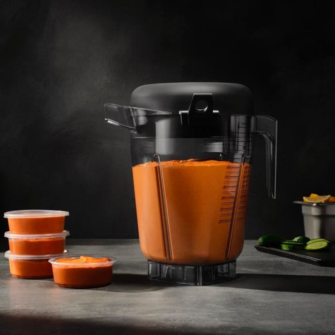 Vitamix Commercial 192 oz Big Batch™ Container w/ Lid, Plug