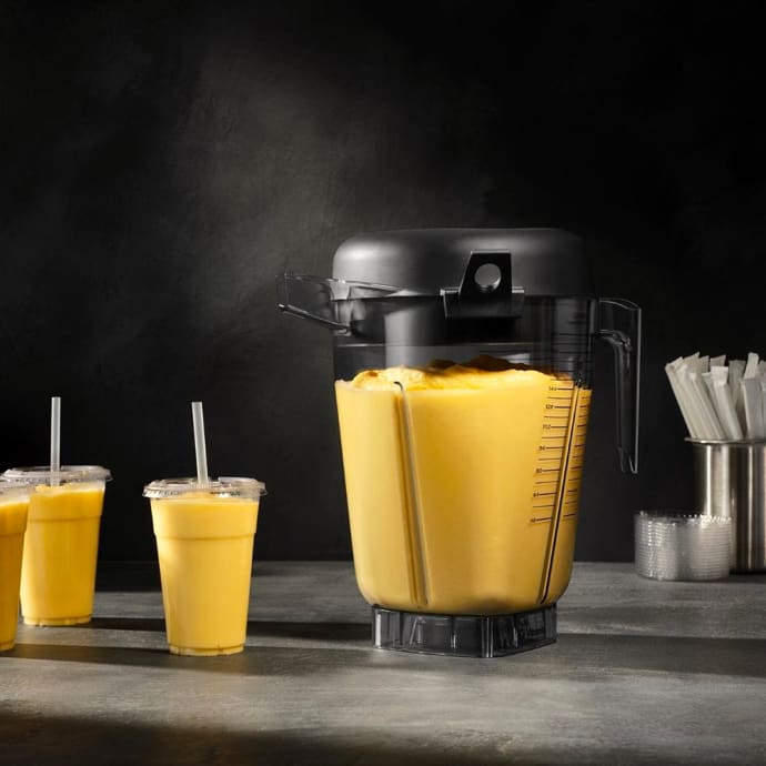 Vitamix Commercial 192 oz Big Batch™ Container w/ Lid, Plug
