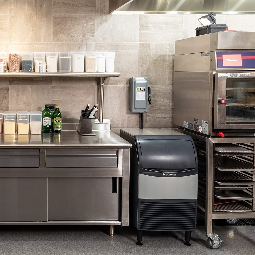 Scotsman UN1520A1 20"W Nugget Undercounter Ice Machine 167 lbs/day