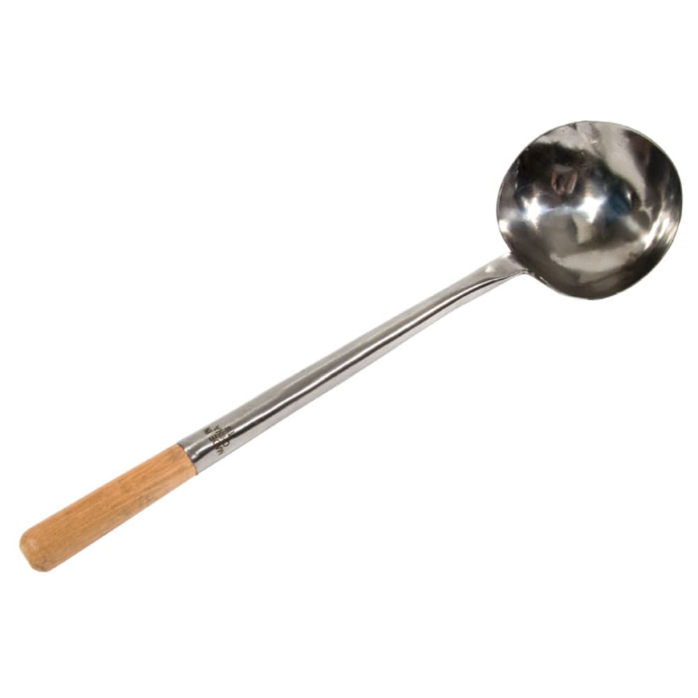 Town 34941 9 oz Wok Ladle, Hand Hammered, Wood Handle, Large, 18 in ...