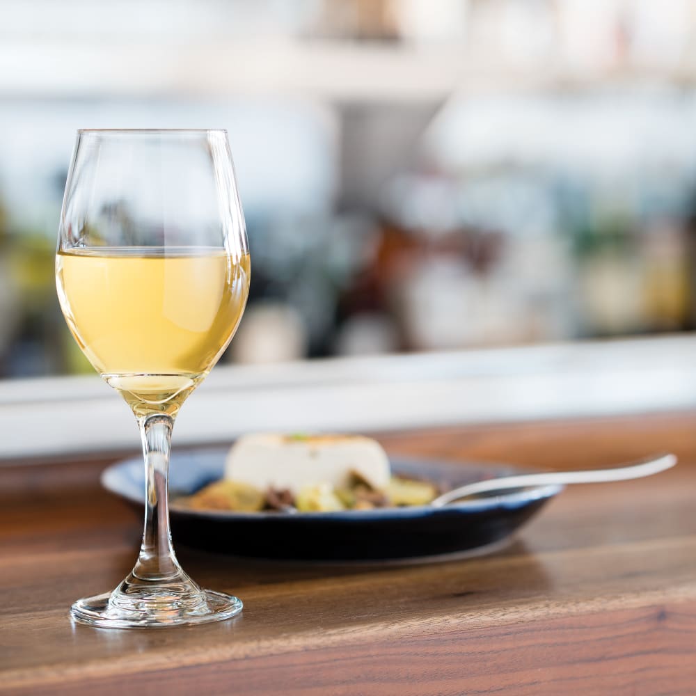 Libbey 3057 11 oz Perception Wine Glass Safedge Rim & Foot