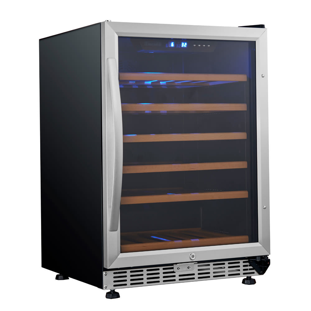 027-USF54S 23 2/5" OneSection Wine Cooler w/ (1) Zone - 57 Bottle Capacity, 110v