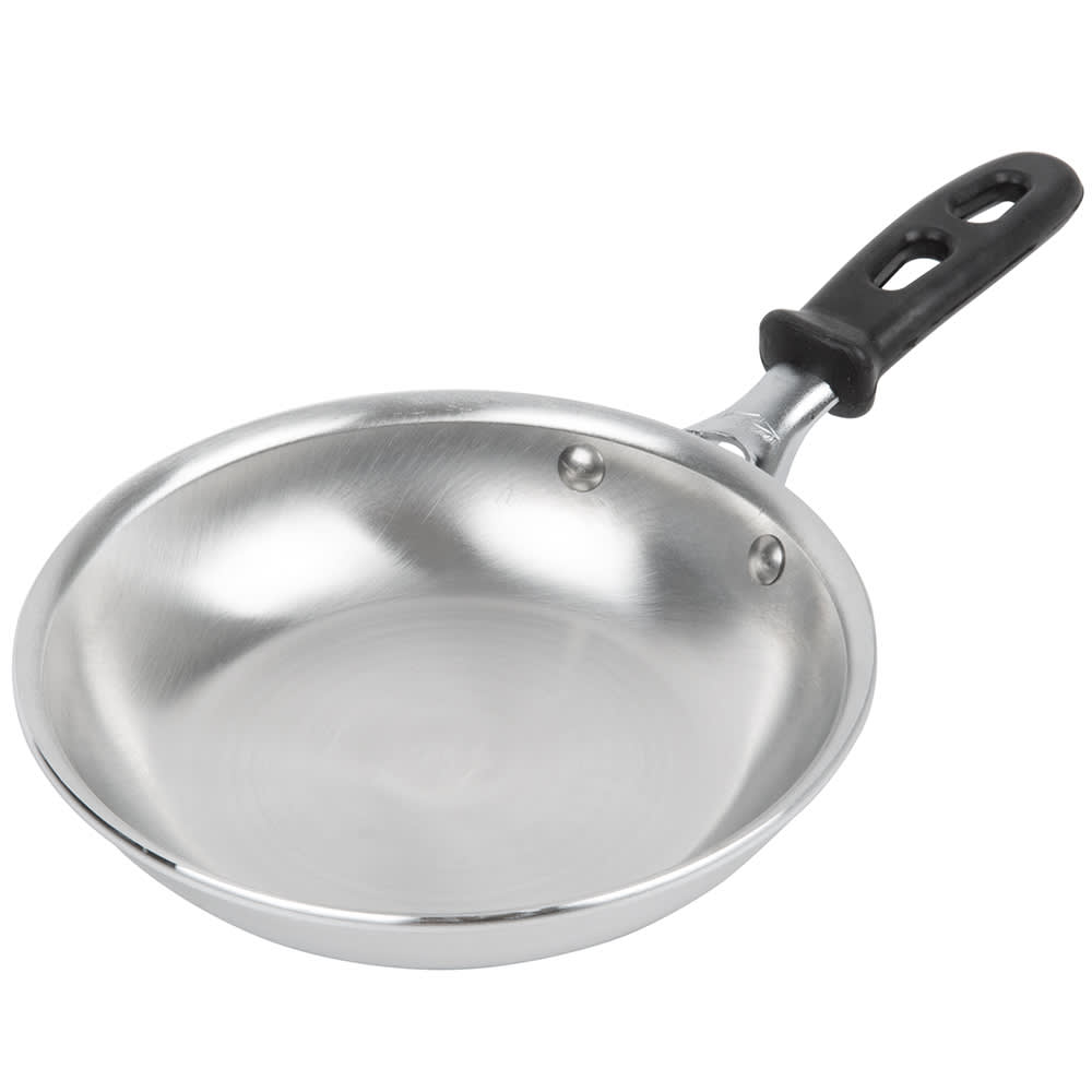 175-67907 7" Aluminum Frying Pan w/ Vented Silicone Handle