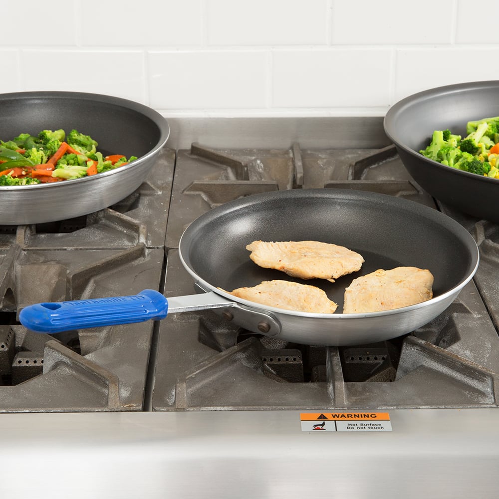 Winco AFP-7NS-H, 7-Inch Aluminum Non-Stick Fry Pan with Sleeve