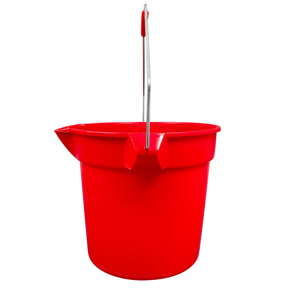 Rubbermaid Commercial's Ergonomic Wheeled Brute Container