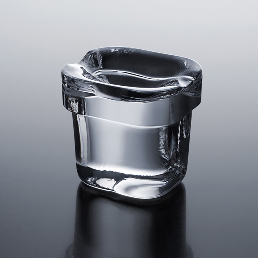 Summit BIM68OSPUMP 14 7/8"W Top Hat Undercounter Ice Machine 62 lbs