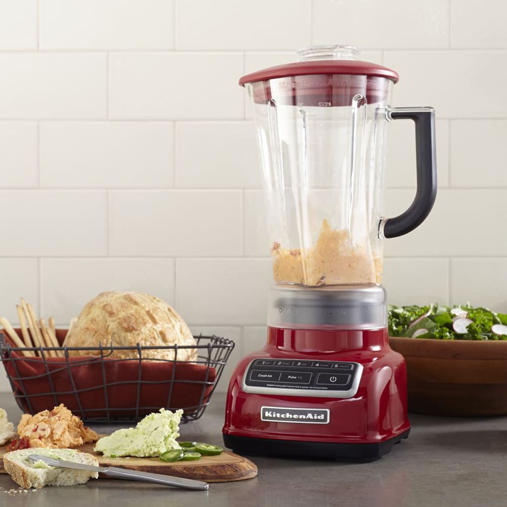 KitchenAid KSB1575ER 5 Speed Countertop Blender w 60 oz Pitcher Empire Red