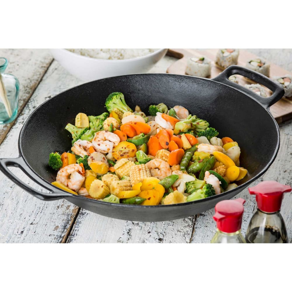 Tablecraft CW30116 14" Cast Iron Stir Fry Pan