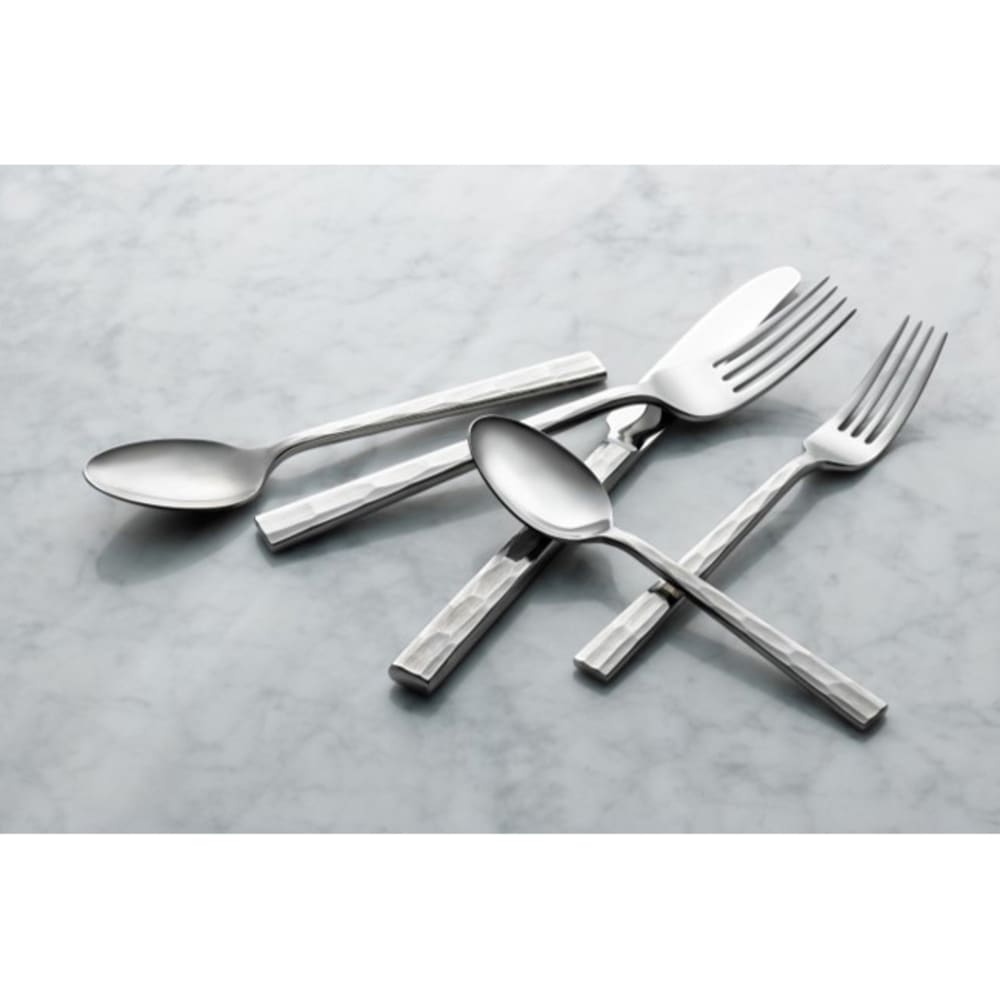 192-9545501 9 1/2" Dinner Knife with 18/10 Stainless Grade, Silver Forest Pattern