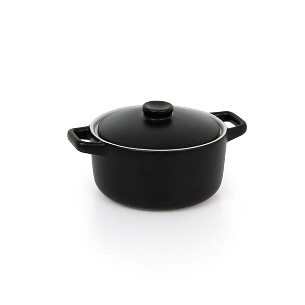 872-DBO133BKC23 16 oz Round Kiln® Baking Dish w/ Lid - Porcelain, Black