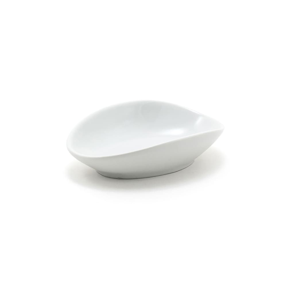 872-DSD061WHP23 3 oz Oval Tides™ Ramekin - 5" x 3 1/4", Porcelain, White