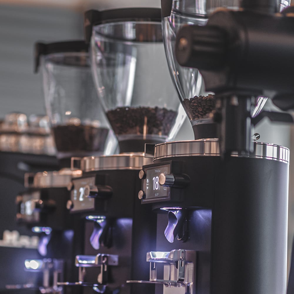 Mahlkonig E80GBW Grind by Weight Espresso Grinder w/ 4 lb Hopper