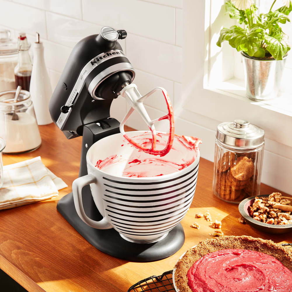 KitchenAid KSM150PSBM 10 Speed Artisan® 5 Quart Tilt-Head Stand