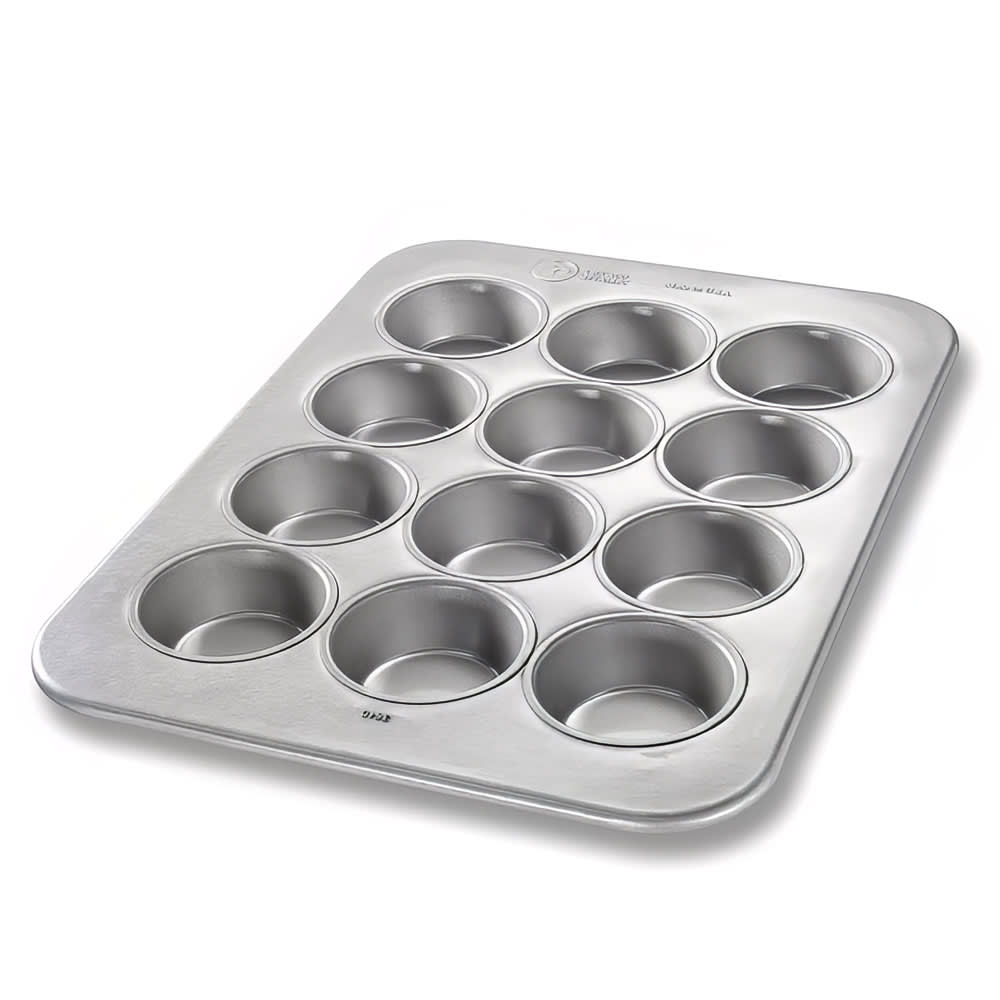 Chicago Metallic 43645 Large Muffin Pan, Makes (12) 3 1/4" Muffins, AMERICOAT Glazed 26 ga Aluminized Steel