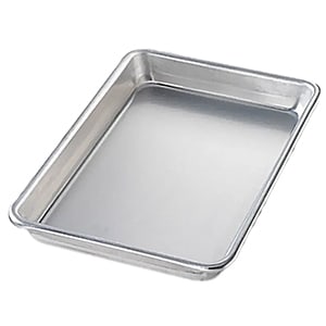 9 x 1-1/2 Round Cake Pan - Chicago Metallic - A Bundy Baking Solution